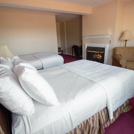 The Lucerne Inn Dedham Esterno foto