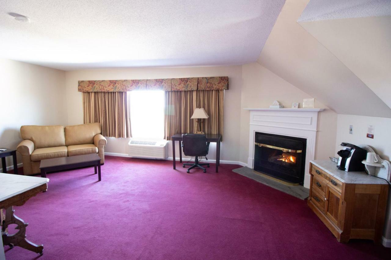 The Lucerne Inn Dedham Esterno foto