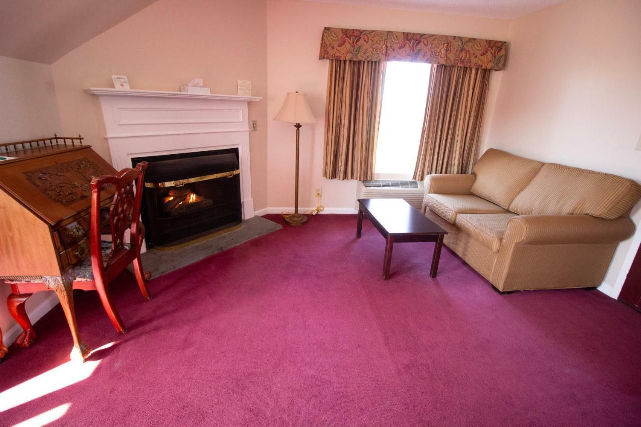 The Lucerne Inn Dedham Esterno foto